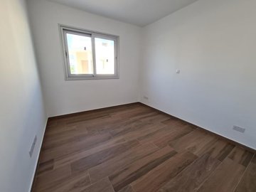 13699035750
