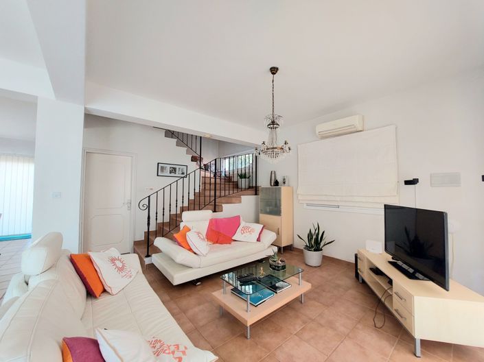 Image No.29-3 Bed Villa for sale