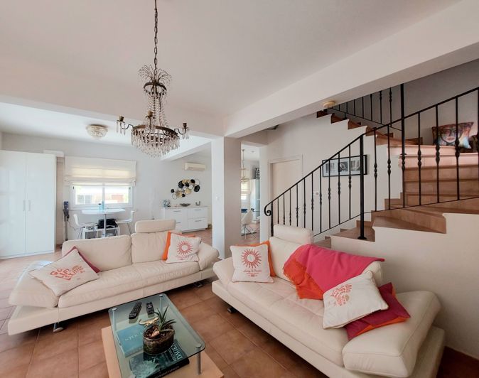 Image No.30-3 Bed Villa for sale