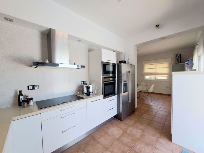 Image No.36-3 Bed Villa for sale