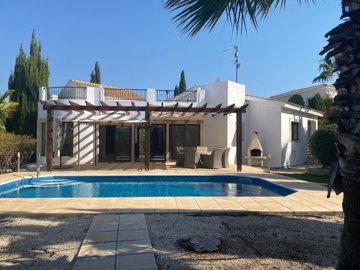 1 - , Villa