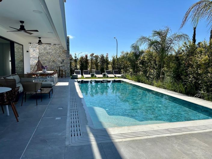 Image No.39-4 Bed Villa for sale