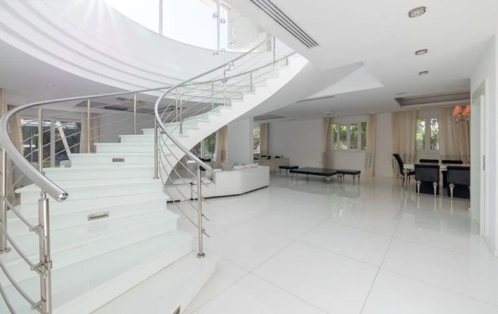 Image No.7-Villa de 5 chambres à vendre à Limassol