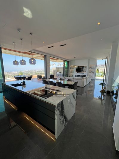 Image No.3-5 Bed Villa for sale