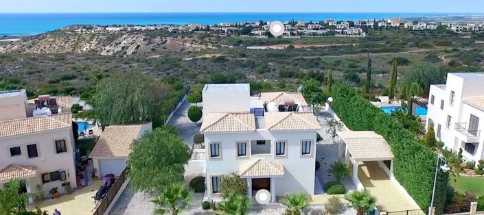Image No.1-3 Bed Villa for sale