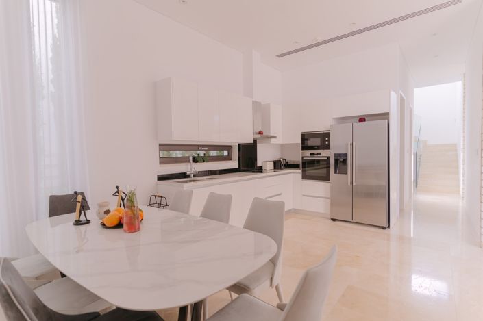 Image No.7-4 Bed Villa for sale