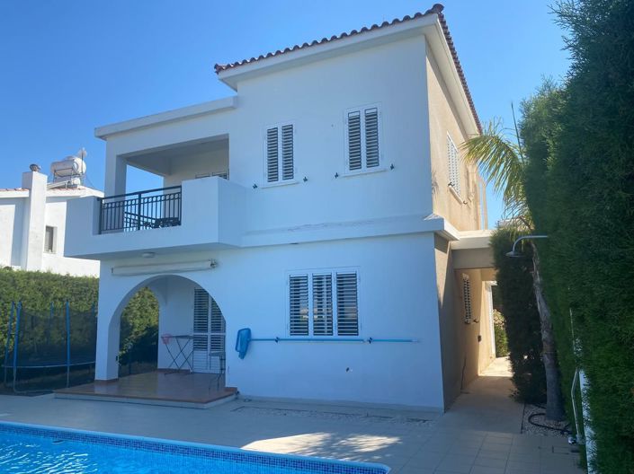 Image No.1-3 Bed Villa for sale