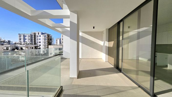 Image No.11-3 Bed Apartment for sale