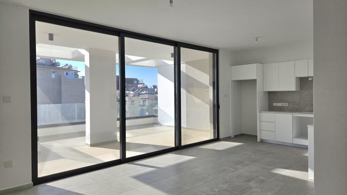 Image No.2-3 Bed Apartment for sale