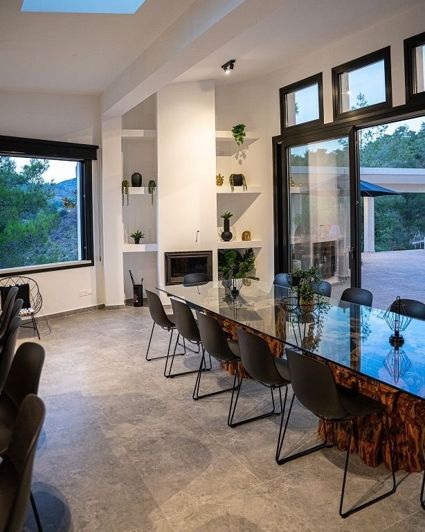 Image No.20-6 Bed Bungalow for sale