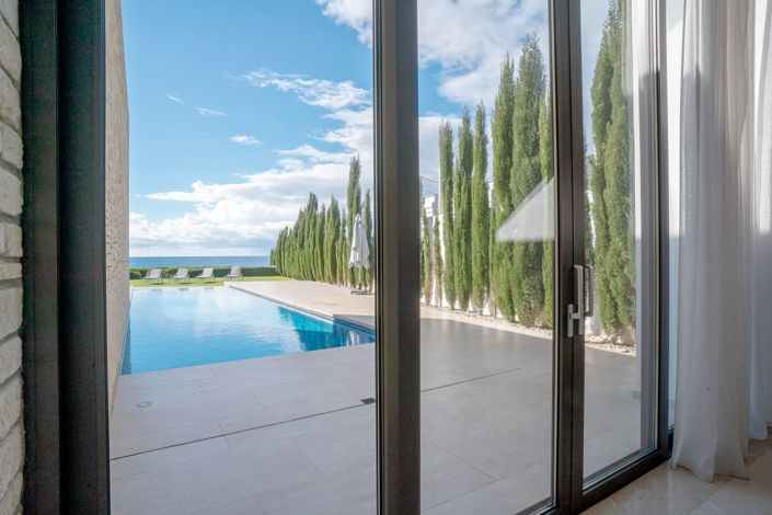 Image No.2-5 Bed Villa for sale