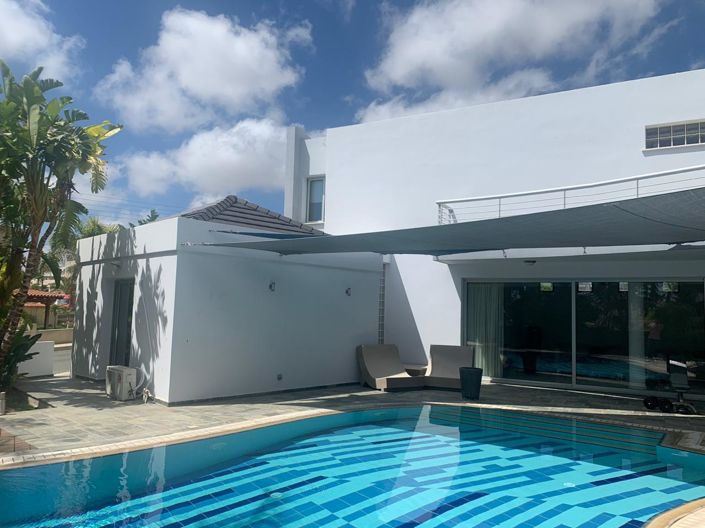 Image No.1-5 Bed Villa for sale