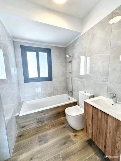 Image No.12-3 Bed Villa for sale