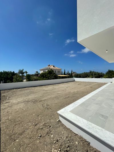 Image No.13-3 Bed Villa for sale