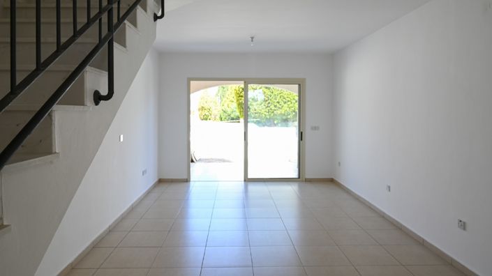 Image No.3-2 Bed Townhouse for sale