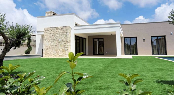 Image No.5-4 Bed Bungalow for sale