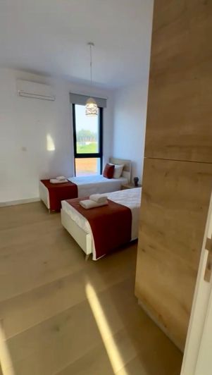 Image No.9-3 Bed Villa for sale