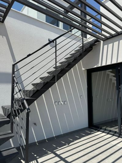 Image No.14-3 Bed Property for sale