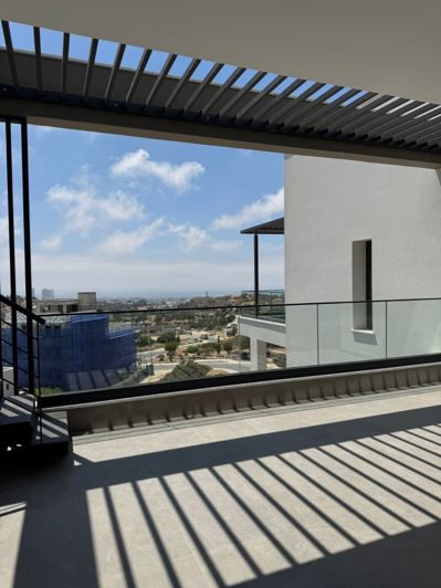 Image No.16-3 Bed Property for sale