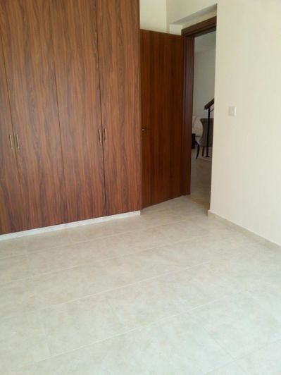 Image No.19-3 Bed Townhouse for sale