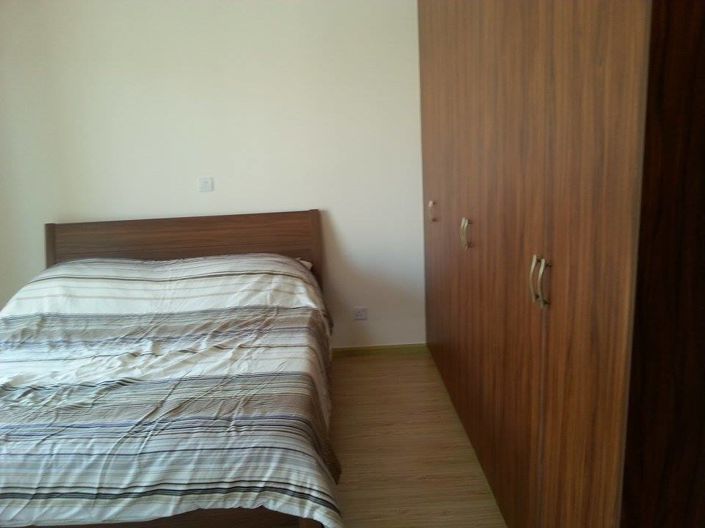 Image No.20-2 Bed Townhouse for sale