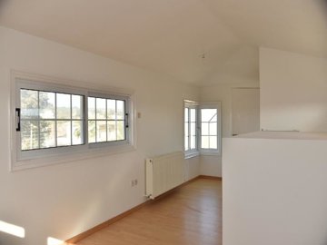 15000733483