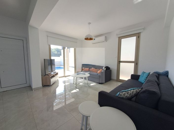 Image No.5-3 Bed Villa for sale