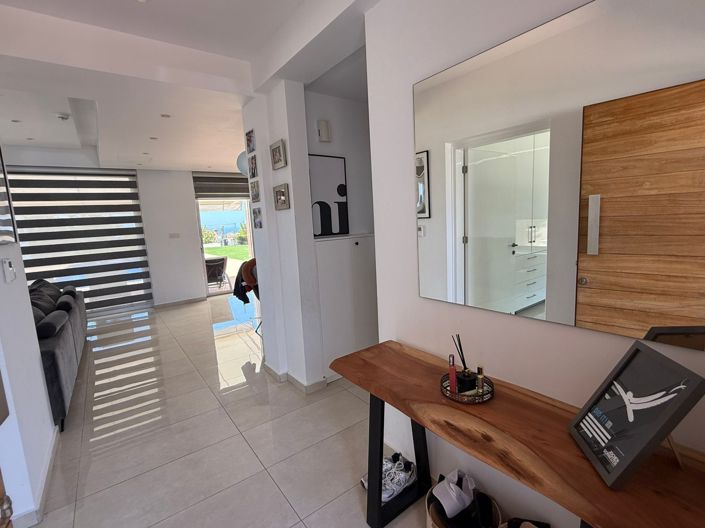 Image No.5-4 Bed Villa for sale