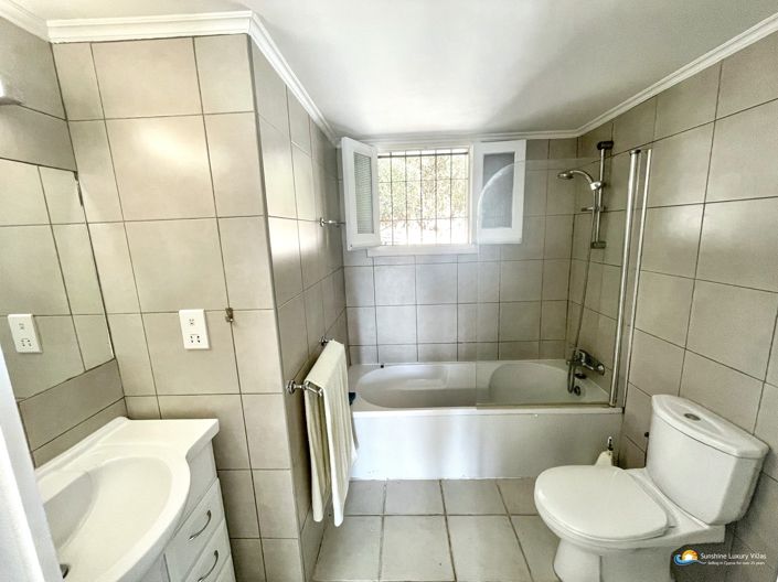 Image No.8-2 Bed Villa for sale