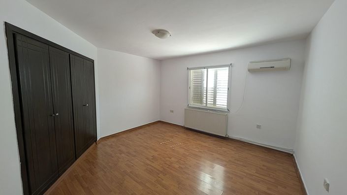 Image No.11-Appartement de 8 chambres à vendre à Limassol