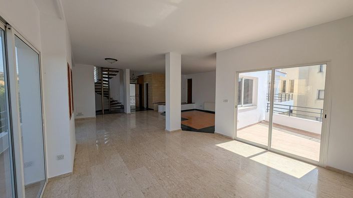 Image No.30-Appartement de 8 chambres à vendre à Limassol