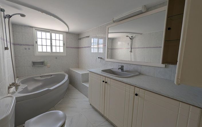 Image No.36-Appartement de 8 chambres à vendre à Limassol