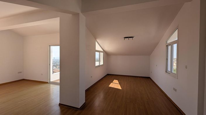 Image No.8-Appartement de 8 chambres à vendre à Limassol