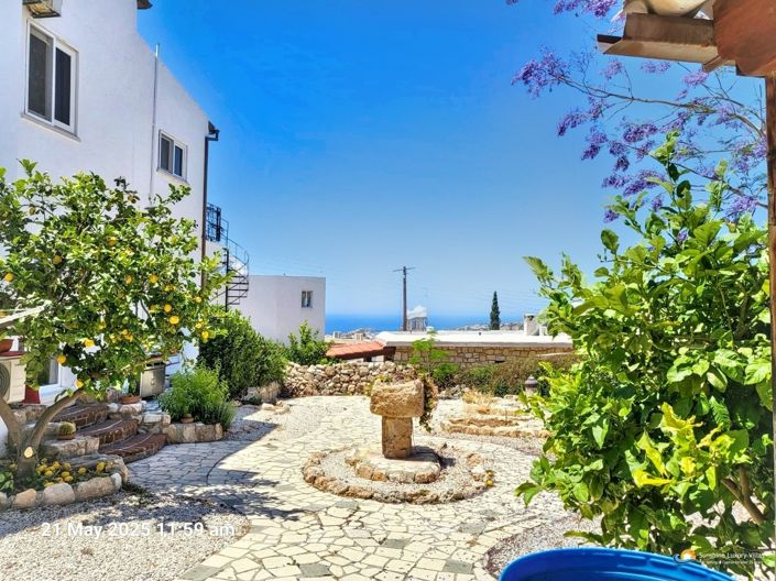 Image No.2-4 Bed Villa for sale