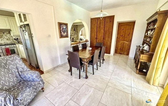 Image No.7-4 Bed Villa for sale