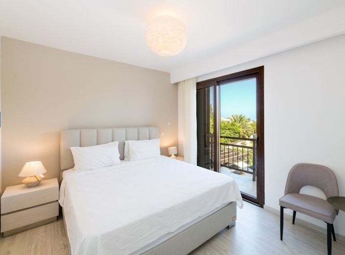 Image No.15-2 Bed Townhouse for sale