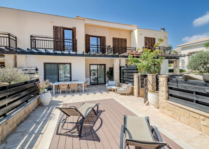 Image No.5-2 Bed Townhouse for sale