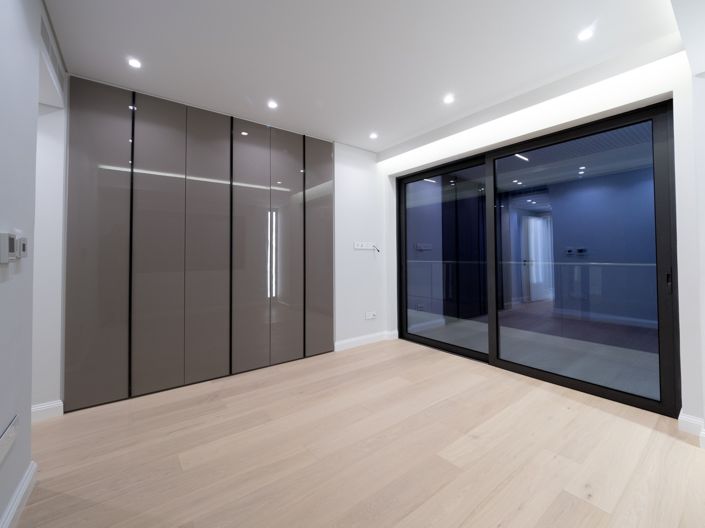 Image No.15-3 Bed Apartment for sale