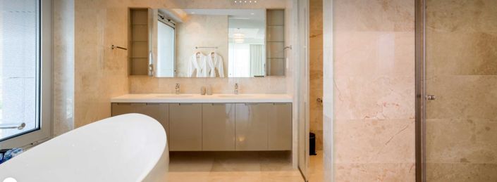 Image No.15-Propriété de 4 chambres à vendre à Limassol