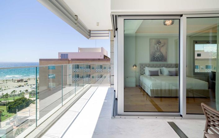 Image No.20-4 Bed Apartment for sale