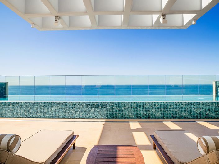 Image No.22-4 Bed Apartment for sale