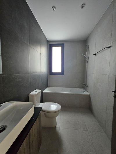 Image No.9-3 Bed Apartment for sale