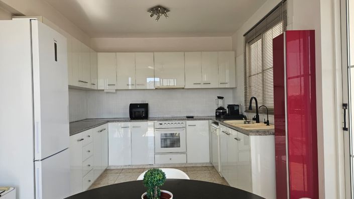 Image No.12-Appartement de 2 chambres à vendre à Larnaca