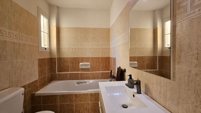 Image No.5-Appartement de 2 chambres à vendre à Larnaca