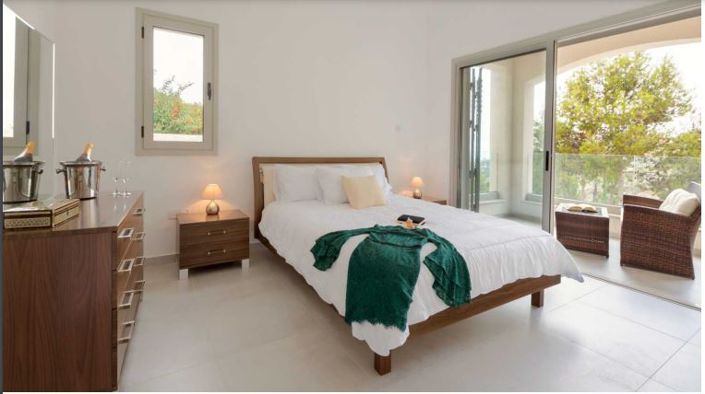 Image No.4-4 Bed Villa for sale