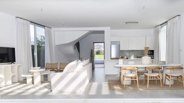 Image No.7-3 Bed Villa for sale