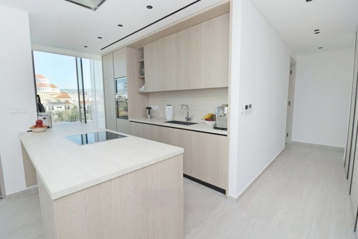 Image No.11-3 Bed Apartment for sale