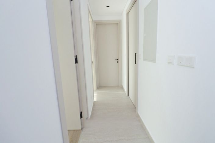 Image No.21-3 Bed Apartment for sale