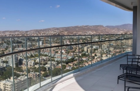 Image No.12-4 Bed Property for sale