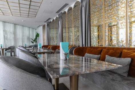 Image No.5-5 Bed Property for sale